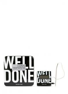 Perfect for the host who has everything, Nicolas Vahé's smart cooking thermometer tracks the temperature development in meat when it is on the grill, in the oven, or simply on a pan. This gadget comes with a handy iOS recipe app that monitors and alerts you when the food is ready, so you can comfortably turn to a good book or a glass of wine while you wait.