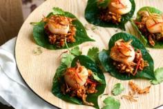 Caramelised scallop miang (betel leaves)